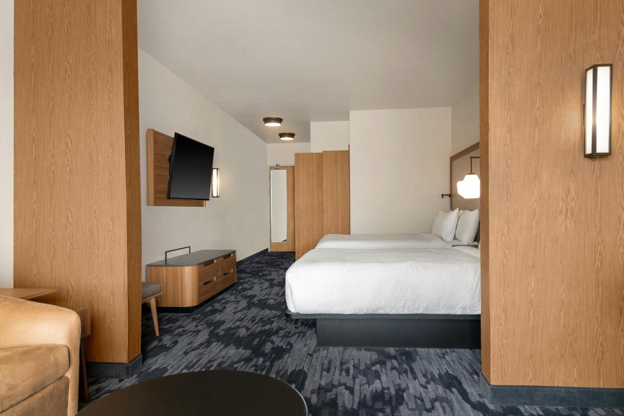 Fairfield By Marriott Inn & Suites Kansas City At The Legends エクステリア 写真